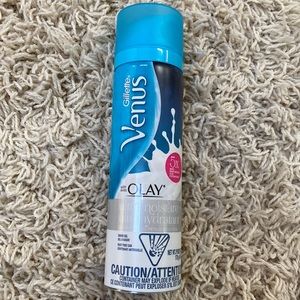 Gillette Venus with Avec Olay 5x more moisturizers 6 Oz